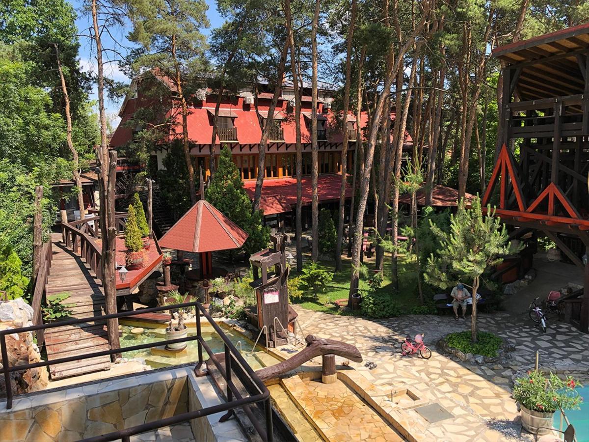 Hotel Barbizon Nyiregyhaza Exterior photo