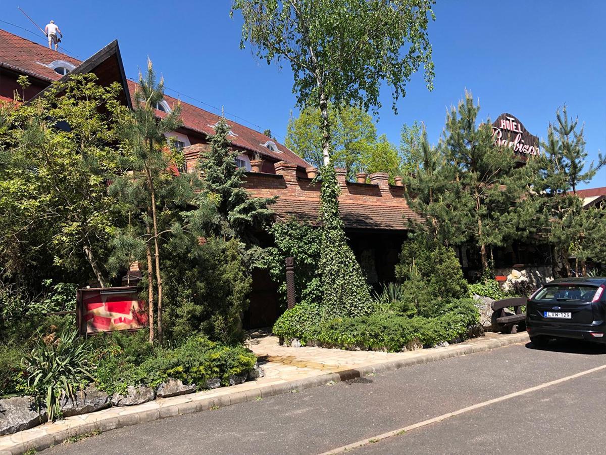 Hotel Barbizon Nyiregyhaza Exterior photo